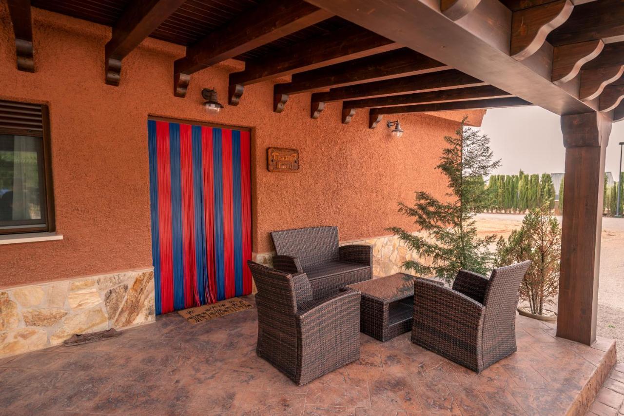 Bodega Andres Iniesta Con Visita Y Cata Villa Fuentealbilla Oda fotoğraf