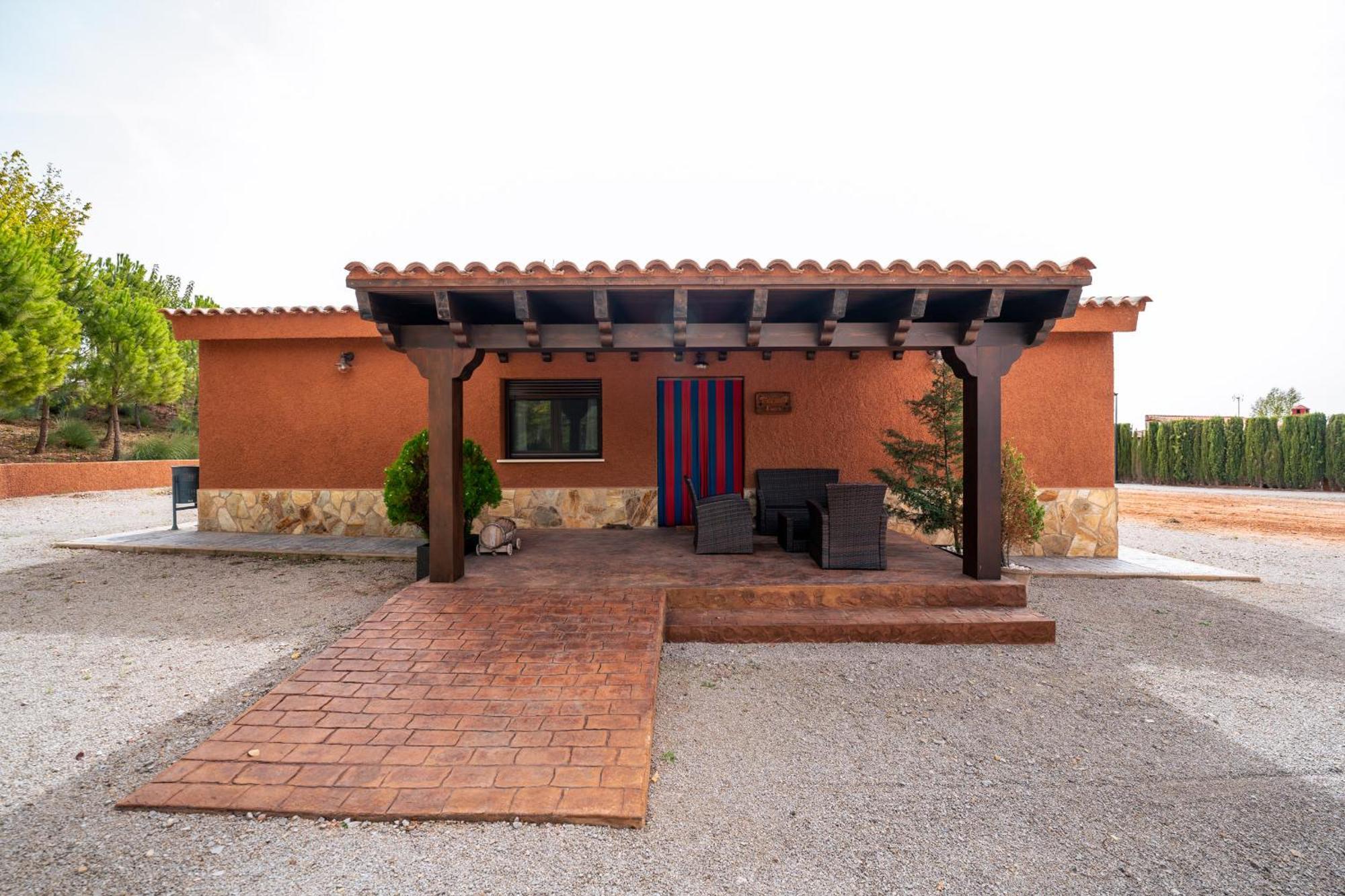 Bodega Andres Iniesta Con Visita Y Cata Villa Fuentealbilla Oda fotoğraf
